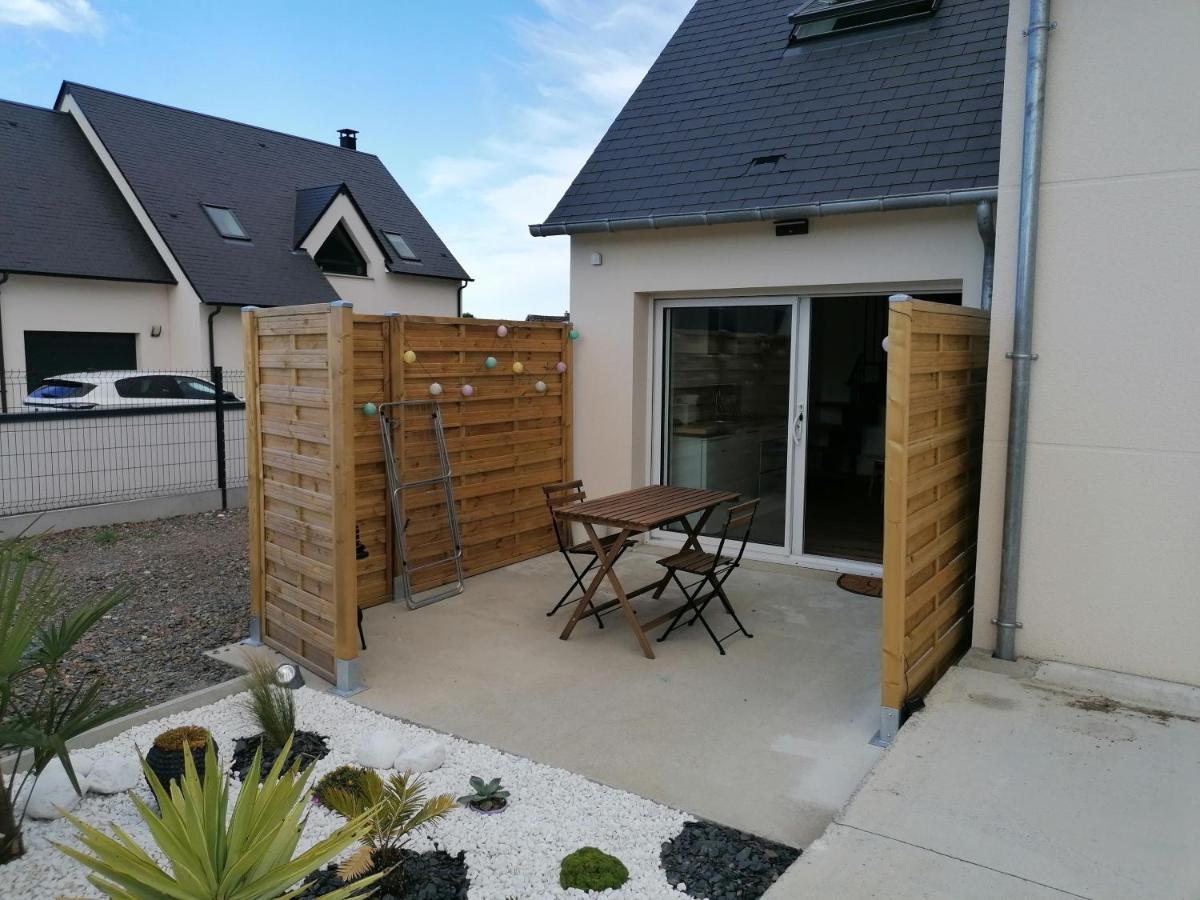 Duplex Cosy: Bayeux Getaway with Terrace Apartment Sommervieu Exterior photo